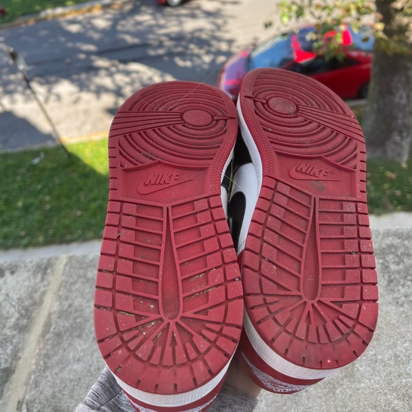 Air Jordan 1 "Bred Toe" young kids 6Y - Picture 11 of 13